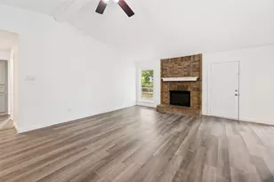 214 Valley Forge Ln, Arlington, TX 76002 - Photo 4