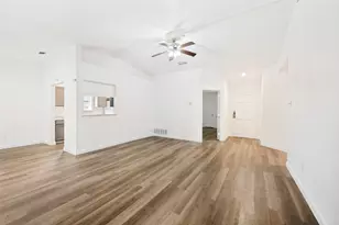 214 Valley Forge Ln, Arlington, TX 76002 - Photo 6