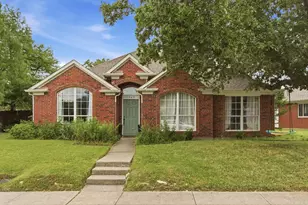 1269 Winston Dr, Lewisville, TX 75077 - Photo 1