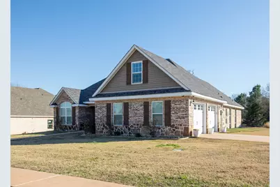 600 Corrigan, Lindale, TX 75771 - Photo 2