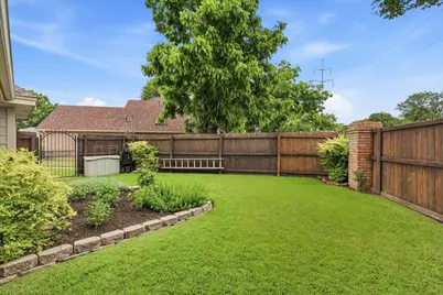 2701 Holly Brook Court, Bedford, TX 76021 - Photo 10