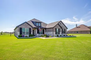 7825 Sagebrush Ln, Godley, TX 76044 - Photo 2