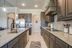 7825 Sagebrush Ln, Godley, TX 76044 - Photo 14