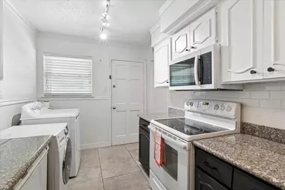 7806 Royal Lane #224, Dallas, TX 75230 - Photo 4