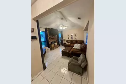 2148 Sunstone Drive, Carrollton, TX 75006 - Photo 2