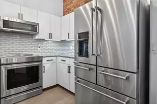 221 W Lancaster Ave, Fort Worth, TX 76102 - Photo 6