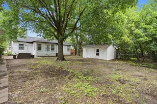 1534 N Atoll Dr, Dallas, TX 75216 - Photo 22