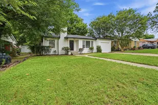 1534 N Atoll Dr, Dallas, TX 75216 - Photo 2