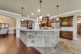 8704 Shadywood Ln, North Richland Hills, TX 76182 - Photo 12