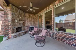 8704 Shadywood Ln, North Richland Hills, TX 76182 - Photo 36