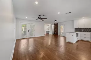 2524 Watauga Rd, Fort Worth, TX 76111 - Photo 8