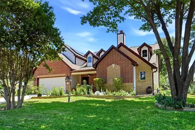 726 Forest Street, Grapevine, TX 76051 - Photo 1