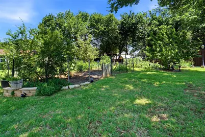 726 Forest Street, Grapevine, TX 76051 - Photo 24