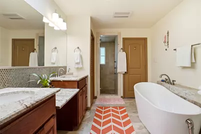 726 Forest Street, Grapevine, TX 76051 - Photo 12