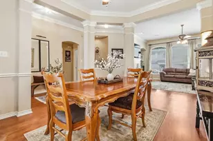 2110 Perry Dr, Mansfield, TX 76063 - Photo 10