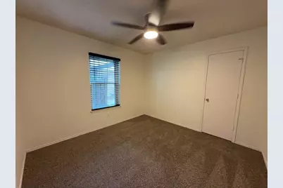 6415 Elm Springs Drive, Arlington, TX 76001 - Photo 18