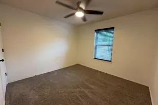 6415 Elm Springs Dr, Arlington, TX 76001 - Photo 22