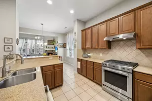 8716 Golden Sunset Trail, Fort Worth, TX 76244 - Photo 10