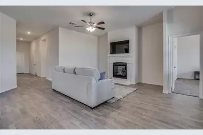 10423 Fountain Gate Street, Aubrey, TX 76227 - Photo 4