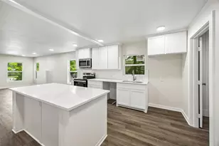 1265 E Maddox Ave, Fort Worth, TX 76104 - Photo 10