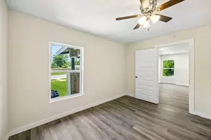 1265 E Maddox Ave, Fort Worth, TX 76104 - Photo 14