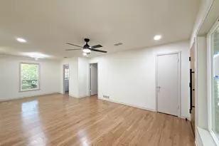 1812 Carlton St, Denton, TX 76201 - Photo 4