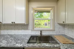 1812 Carlton St, Denton, TX 76201 - Photo 12