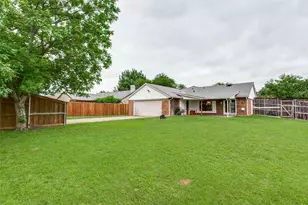 560 Guadalupe Dr, Allen, TX 75002 - Photo 1