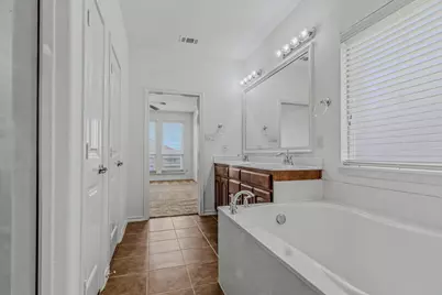 1401 Elkford Lane, Fort Worth, TX 76247 - Photo 8