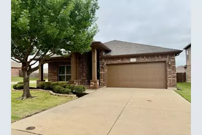 1401 Elkford Lane, Fort Worth, TX 76247 - Photo 2