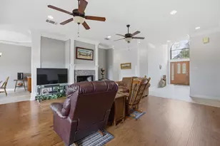 10106 Ravenswood Rd, Granbury, TX 76049 - Photo 8