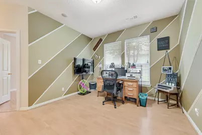 709 Creek Walk Place, Arlington, TX 76015 - Photo 14