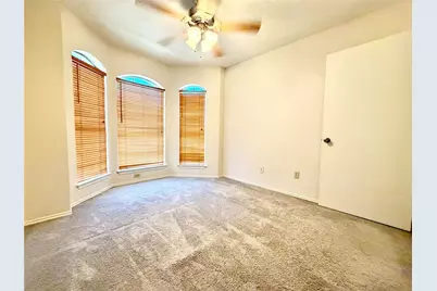 1720 Circle Creek Drive, Lewisville, TX 75067 - Photo 20