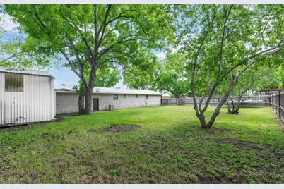 302 S Broadway Street, Blanket, TX 76432 - Photo 26