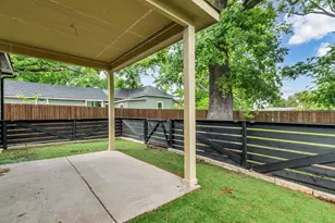 2315 W Bond St, Denison, TX 75020 - Photo 28