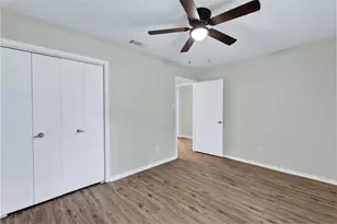 1104 Woodridge Dr, Azle, TX 76020 - Photo 20