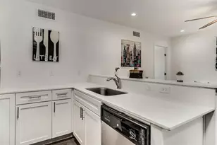 4919 San Jacinto St, Dallas, TX 75206 - Photo 2