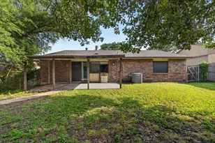 6506 Blackberry Dr, Arlington, TX 76016 - Photo 30