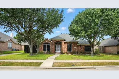 6605 Oxford Lane, The Colony, TX 75056 - Photo 1