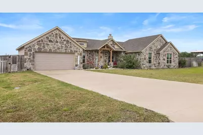 300 Delatorre Street, Trenton, TX 75490 - Photo 1