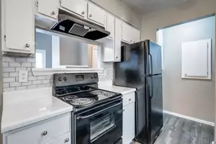 1122 Millview Dr, Arlington, TX 76012 - Photo 6
