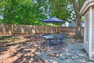 4317 Winchester Ct, Grand Prairie, TX 75052 - Photo 34