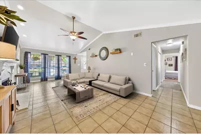 4317 Winchester Court, Grand Prairie, TX 75052 - Photo 6