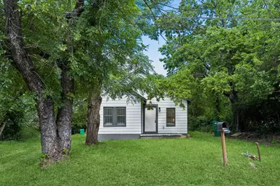 806 N Ruddell Street, Denton, TX 76209 - Photo 2