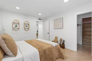 4859 Cedar Springs Rd, Dallas, TX 75219 - Photo 10