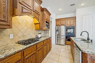 11618 Frontier Dr, Frisco, TX 75033 - Photo 12