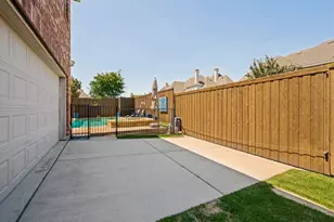 11618 Frontier Dr, Frisco, TX 75033 - Photo 32