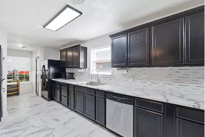 1001 NW 11th Street, Mineral Wells, TX 76067 - Photo 8