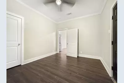 2847 Metropolitan Avenue, Dallas, TX 75215 - Photo 6