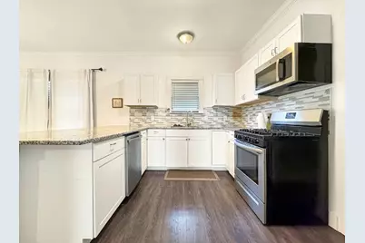 2847 Metropolitan Avenue, Dallas, TX 75215 - Photo 2